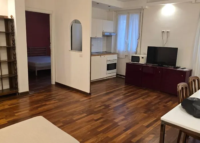 Casa Vaticano